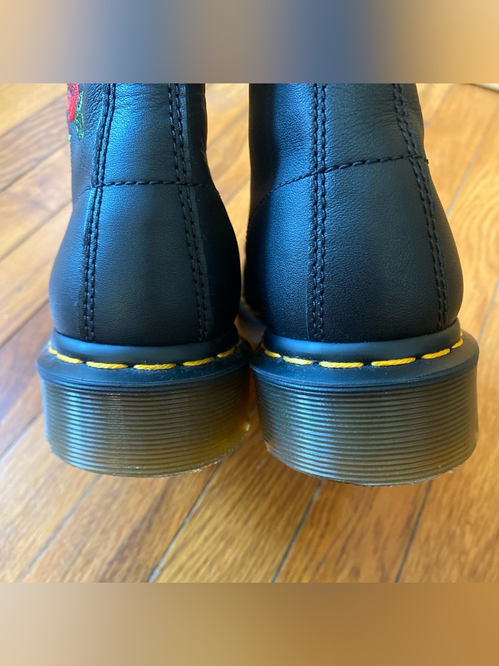 Dr. Martens Embroidered Black Red Rose Floral Vonda Leather Boots Goth Size US 8 - Picture 14 of 16
